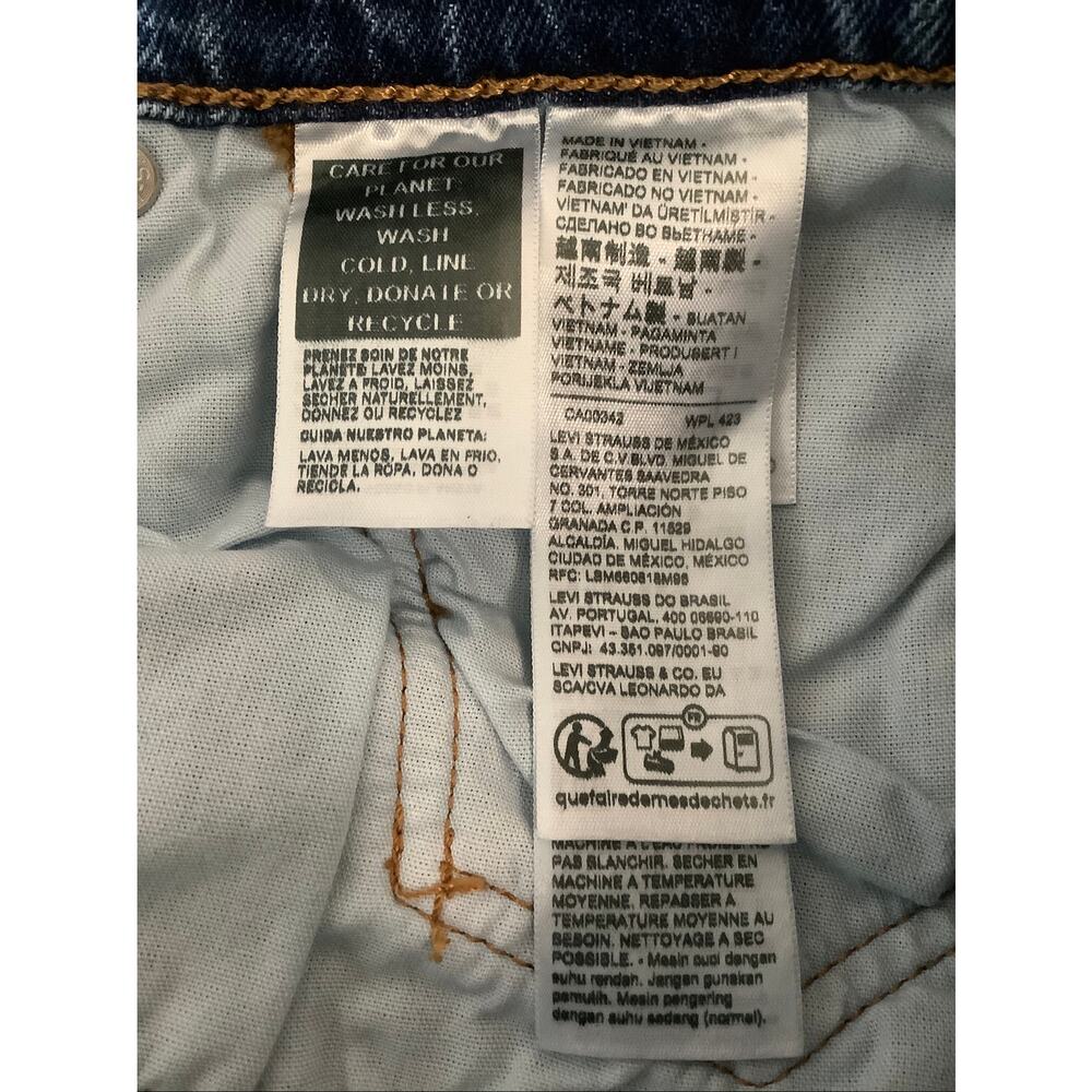 Levi's Women's 31 Medium Wash 501 Straight Fit Cropped Jeans Classic 90s U6-7 - Picture 7 of 9